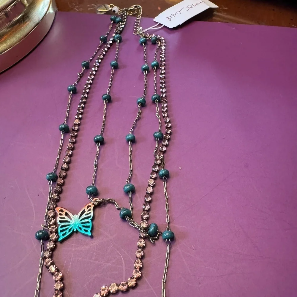 Betsey Johnson Love Flies Free Necklace - Picture 9 of 10